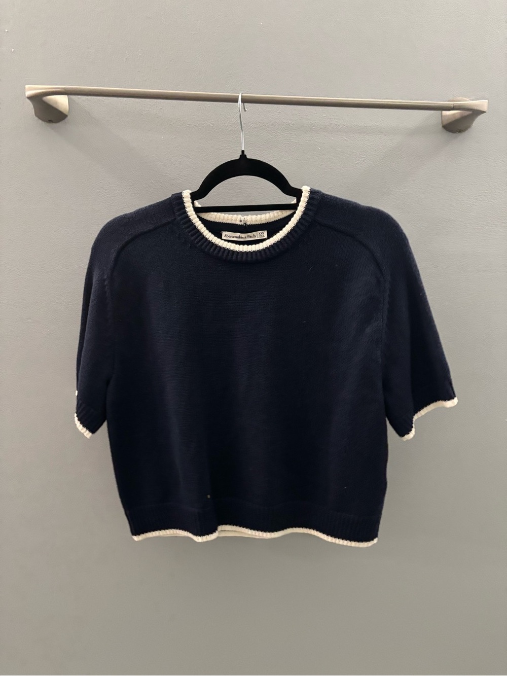 Abercrombie Navy Short-Sleeve Crewneck Sweater with White Trim - Picture 2 of 3